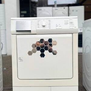 1053 - AEG
