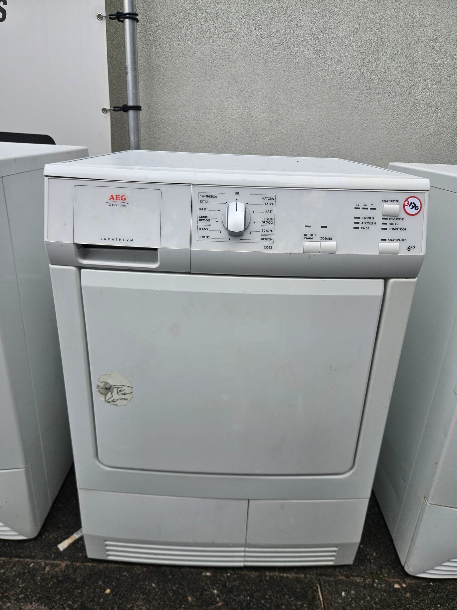 1237 - AEG